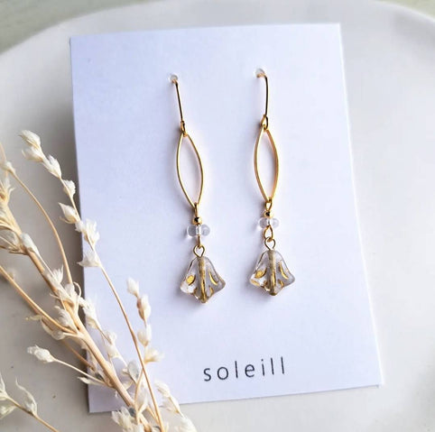 soleill ナチュラルフラワーピアス｜soleill（ソレイユ）