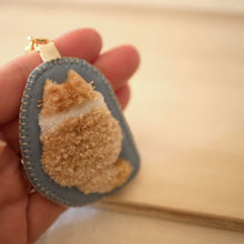 画像をギャラリービューアに読み込む, 和み猫のバッグチャーム　長毛茶トラ｜Little Plum（リトルプラム）
