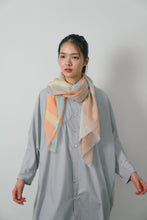 画像をギャラリービューアに読み込む, '極細コットン播州織ストール　Mサイズ　col:ベージュ(BEO)｜POLS（ポルス）｜POLS（ポルス）
