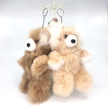 画像をギャラリービューアに読み込む, ベビーアルパカの天然皮革 テディベア ぬいぐるみチャーム｜ペルー職人手仕事・一点もの
