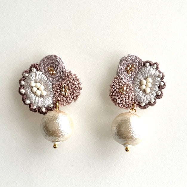 mitemite.刺繍ピアス.刺繍イヤリング｜cheese（チーズ）