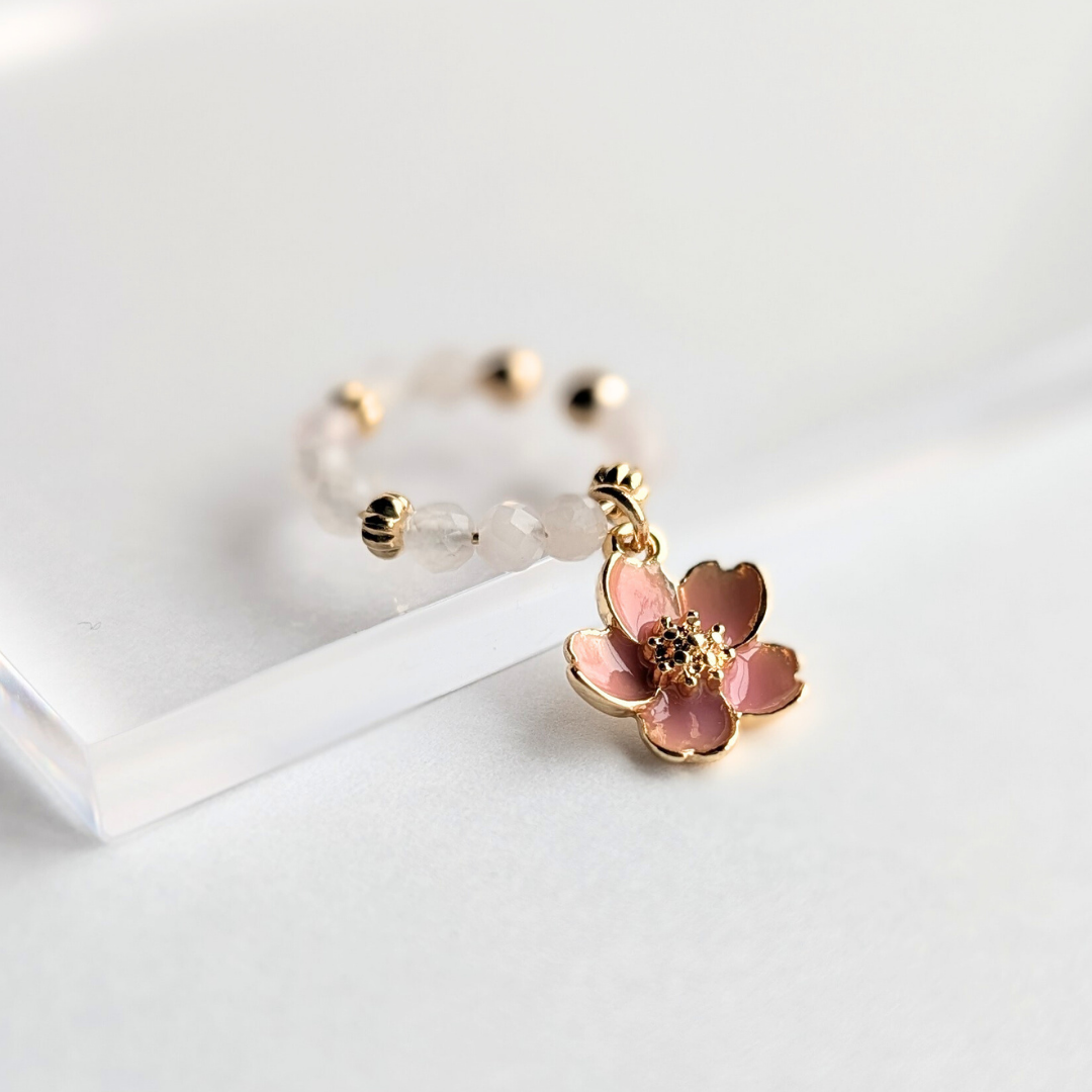 イヤーカフ イヤカフ 桜 ローズクォーツ 天然石 ゴールド おしゃれ