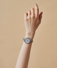 画像をギャラリービューアに読み込む, SHIKI BOUQUET 花霞 SILVER LILAC LEATHER｜MATOW（マトウ）
