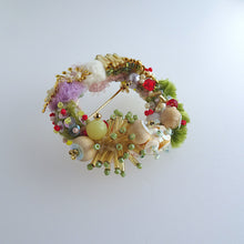 画像をギャラリービューアに読み込む, コロニーリースブローチ//野花｜hanmmmo（ハンモ）
