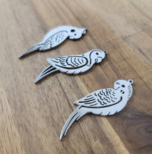 画像をギャラリービューアに読み込む, セキセイインコ  工芸ネックレス  オールステンレス仕様｜metallico （メタリコ）
