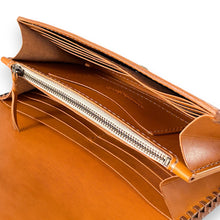 画像をギャラリービューアに読み込む, シェリダンスタイルカービング B-3 ロングウォレット センターコンチョ｜Samurai Craft（サムライクラフト）

