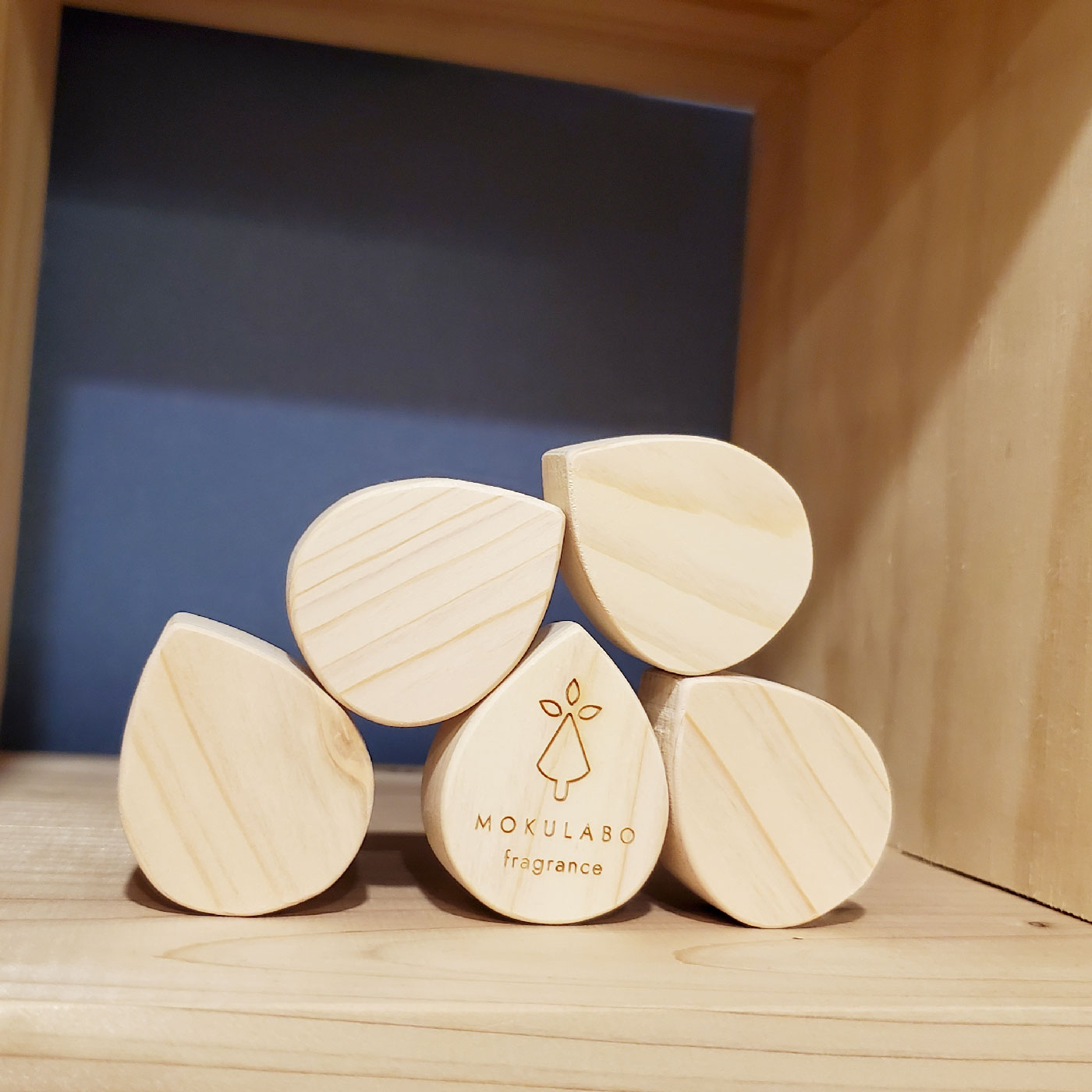 木の実さま専用 名入れ付き・積木車 《専用BOX*包装不可》 木のおもちゃ【木製おもちゃ