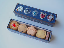 画像をギャラリービューアに読み込む, 桜ビジュークッキー缶（ありがとう）｜I BAKE（アイベイク）
