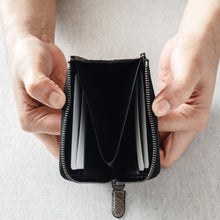 画像をギャラリービューアに読み込む, L zipper mini wallet sumi　Lファスナーミニ財布 墨染｜enrio（エンリオ）
