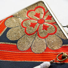 画像をギャラリービューアに読み込む, がま口ぺたんこ帯バッグ【アップサイクル】 | Kimono flat kiss lock bag [Upcycled obi for kimonos]｜Des Ailes（デゼル）（デゼル）
