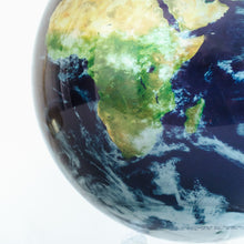 画像をギャラリービューアに読み込む, EARTH WITH CLOUDS（雲のある地球）：エグゼクティブ (6インチ)｜MOVA Globe（モバグローブ）
