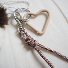 画像をギャラリービューアに読み込む, おねこストラップ｜animini（アニミニ）
