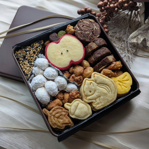 さりげないギフトに。気分が上がるおしゃれで個性的なクッキー缶 さりげないギフトに。気分が上がるおしゃれで個性的なクッキー缶