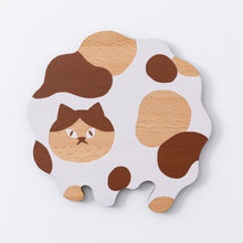 画像をギャラリービューアに読み込む, 猫雑貨・木製プレート＆コースター【ねこまみれ　メルティ白】｜Ten＆O Art+Craft（テンアンドオー　アートクラフト）

