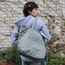 画像をギャラリービューアに読み込む, Waterproof 2Way Bag  [Light Khaki]｜DEFACT（デファクト）
