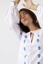 画像をギャラリービューアに読み込む, 刺繡入りブラウス　（ヴィシヴァンカ）｜Ukrainian Embroidery Wear ”Mavka”（ウクライナシシュウノアパレル　マウカ）
