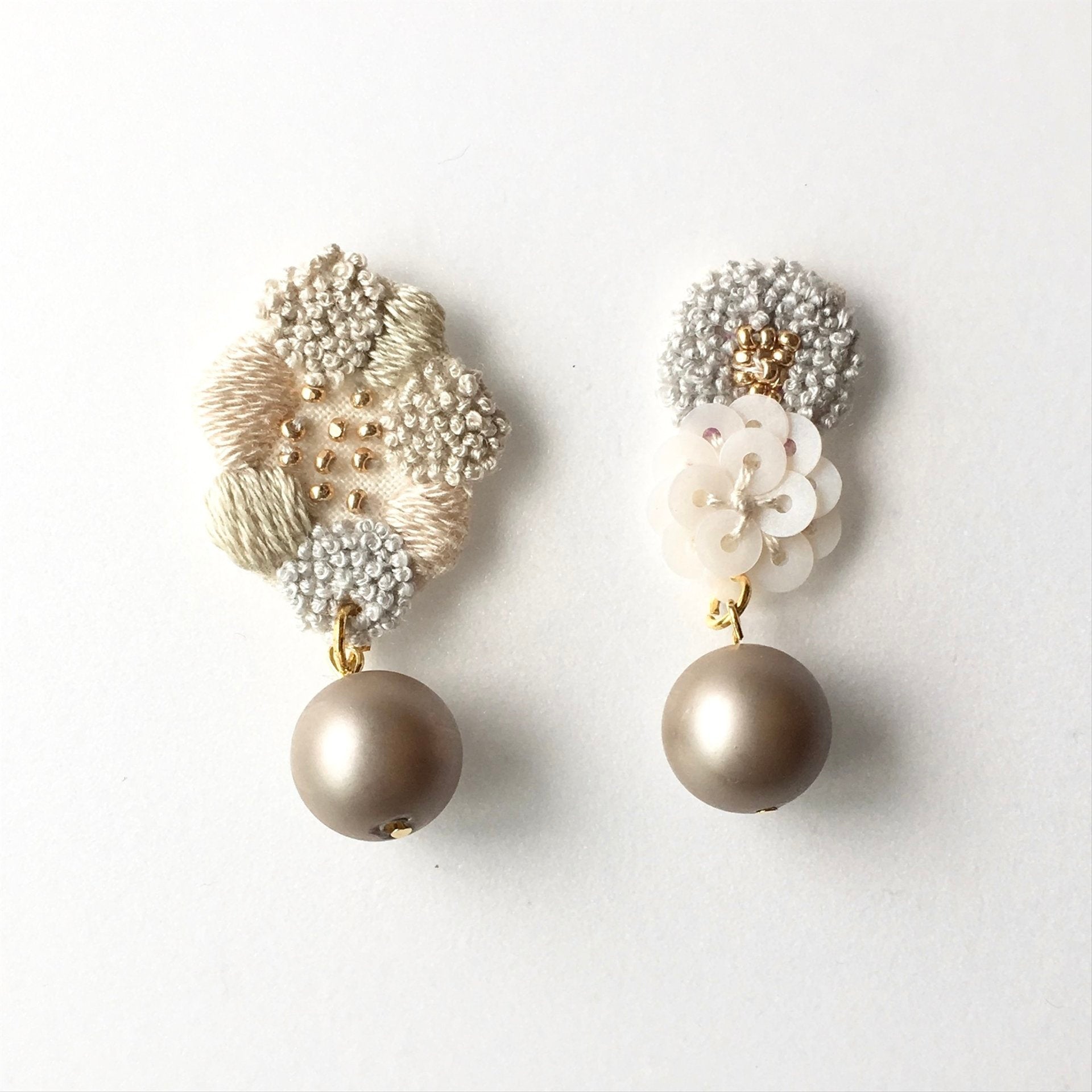 Karen～可憐～.刺繍ピアス.刺繍イヤリング｜cheese（チーズ）