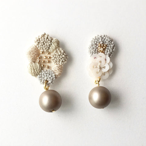 cheese Karen～可憐～.刺繍ピアス.刺繍イヤリング｜cheese（チーズ）