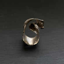 画像をギャラリービューアに読み込む, SMOOTH SNAKESKIN RING./SV925(56)｜Truph.BIJOUX（トリュフビジュー）
