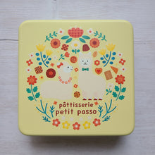 画像をギャラリービューアに読み込む, パッソくんのオータムクッキー缶｜patisserie petit passo（パティスリープティパッソ）
