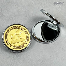 画像をギャラリービューアに読み込む, SNOOPY★Master of Discuise – 5つの変装シリーズ★スヌーピー コンパクトミラー・Great Author｜Cuprum by ISHIWATA（クプラム　バイ　イシワタ）
