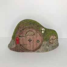 画像をギャラリービューアに読み込む, ホビットの木の扉｜WooBia（ウービア）
