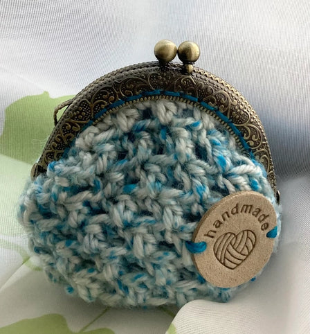 M'S CROCHET マーブルブルーがま口ミニポーチ｜M'S  CROCHET（エムズクロシェット）