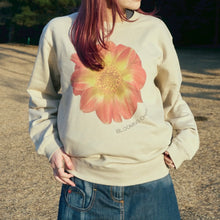 画像をギャラリービューアに読み込む, Flower Print Sweat｜BLOOMING CHARM（ブルーミングチャーム）
