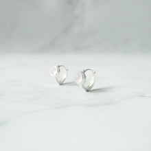 画像をギャラリービューアに読み込む, ピンクオパール・シルバー925ハギーピアス｜SMUK（スムーク）
