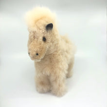 画像をギャラリービューアに読み込む, ベビーアルパカの天然皮革 馬 ぬいぐるみ｜ペルー職人手仕事・一点もの
