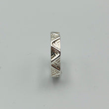 画像をギャラリービューアに読み込む, Ring “Triangle”｜CRAFT TALES（クラフトテイルズ）
