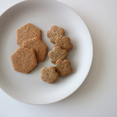 焼菓子屋しずく 全粒粉ビスケットの小包（D）｜焼菓子屋しずく（ヤキガシヤシズク）