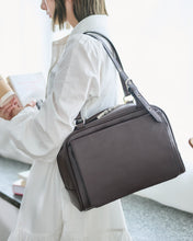 画像をギャラリービューアに読み込む, フラップボストンバッグ（Brown）｜MARSLY（マーズリー）
