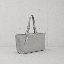 画像をギャラリービューアに読み込む, Wide Tote / Mist Gray｜MahL（マール）
