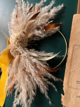 画像をギャラリービューアに読み込む, パンパスグラスのゴールドフレームリース｜De sava（デ　サヴァ）
