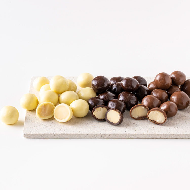 SoSo 3種のチョコがけマカダミア｜吉田ピーナツ食品（ヨシダピーナツ