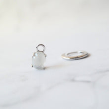 画像をギャラリービューアに読み込む, マザーオブパール ワンタッチ ダングル ピアス（シルバー925／ロジウムプレーティング）｜SMUK（スムーク）
