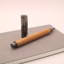 画像をギャラリービューアに読み込む, チャクテビガ　木軸ボールペン 〈キャップ式〉｜Wood Time Factory（ウッドタイムファクトリー）
