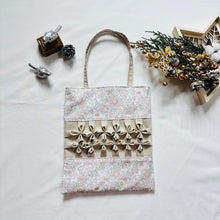 画像をギャラリービューアに読み込む, フラワーモチーフバッグ（ベージュ）｜Nikomatch（ニコマッチ）
