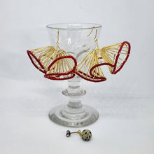 画像をギャラリービューアに読み込む, Gathered frill｜neko（ネコ）
