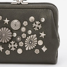 画像をギャラリービューアに読み込む, マルチスタッズがま口二つ折りウォレット｜perche（ペルケ）
