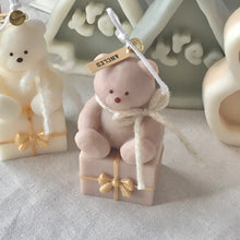 画像をギャラリービューアに読み込む, X&#39;mas present bear  candle set｜ANCLED（アンクレッド）
