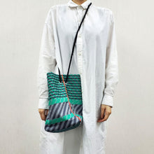 画像をギャラリービューアに読み込む, -SANGO-　TRIANGLEバック 　col:グリーン｜POLS（ポルス）
