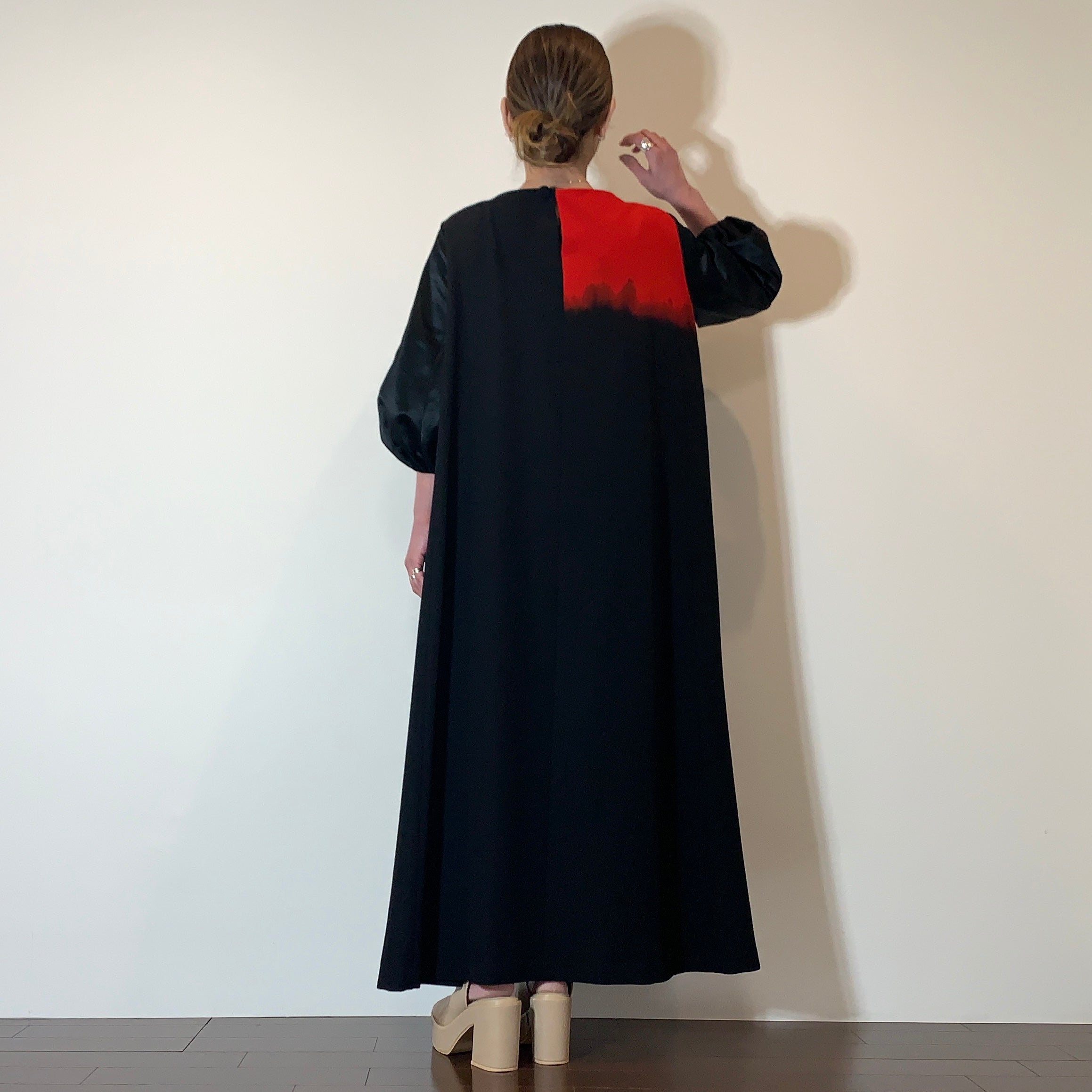 着物リメイク　バルーン袖のフレアワンピース｜komomo（コモモ）