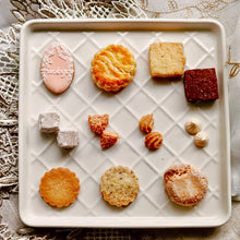 画像をギャラリービューアに読み込む, おすわり猫缶｜小さな焼き菓子店　翠星（チイサナヤキガシテン　スイセイ）
