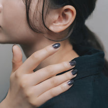 画像をギャラリービューアに読み込む, 19 RAVEN /1948 NUANCE NAIL COLOR.｜1948- COSMETICS FACTORY.（イチキューヨンハチコスメティクスファクトリー）
