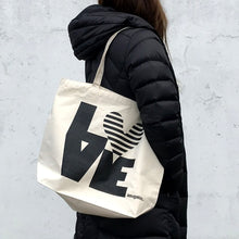 画像をギャラリービューアに読み込む, L❤︎VE Tote Bag｜asugatic（アシュガティック）

