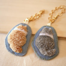 画像をギャラリービューアに読み込む, 和み猫のバッグチャーム　長毛茶トラ｜Little Plum（リトルプラム）
