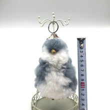 画像をギャラリービューアに読み込む, ベビーアルパカの天然皮革 ペンギン ぬいぐるみチャーム｜ペルー職人手仕事・一点もの
