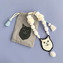 画像をギャラリービューアに読み込む, モフモフ毛並みのネコ・ロキの首飾り｜maltamarie（マルタマリエ）
